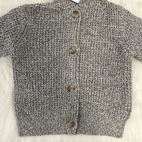 Old Navy Hooded Button Front Grey Knit Cardigan Sweater Baby Size 18-24 Months - Picture 4 of 5